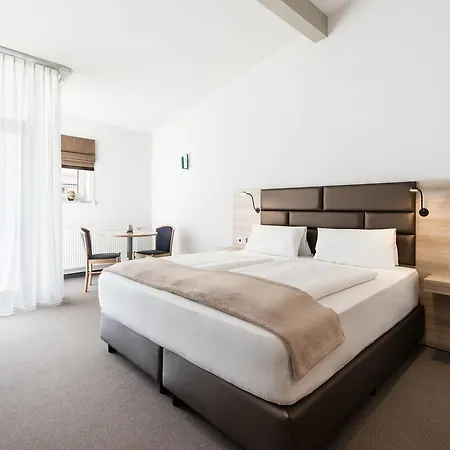 Donna Klosterhof Hotel